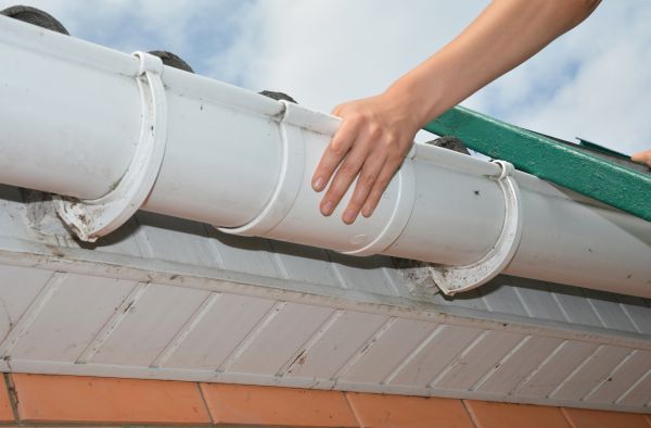 Gutter Reattachment in Abilene